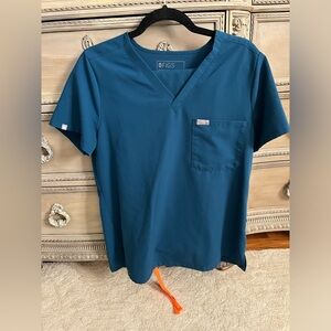 Great condition! Deep reef. Medium Catarina and MT Livingston